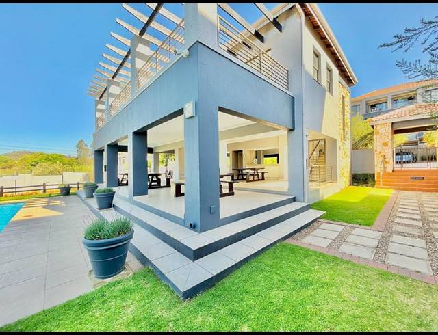 2 BEDROOM APARTMENT FOR SALE IN LONEHILL